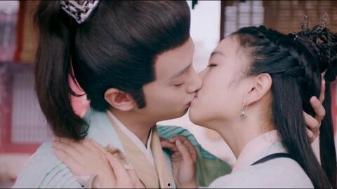 国产新剧古装吻戏视频,国产古装剧甜蜜吻戏集锦